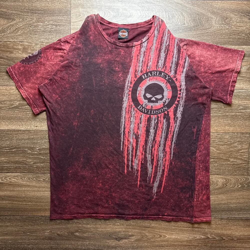Harley Davidson Red & Burgundy Skull Tee; Distressed Graphic